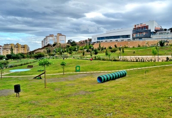 Första hundparken i Estepona invigs 20 september. Foto: Ayto de Estepona